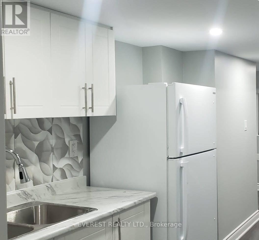 Basement - 15 Rambling Oak Drive, Brampton, Ontario  L7A 0K4 - Photo 5 - W12597514