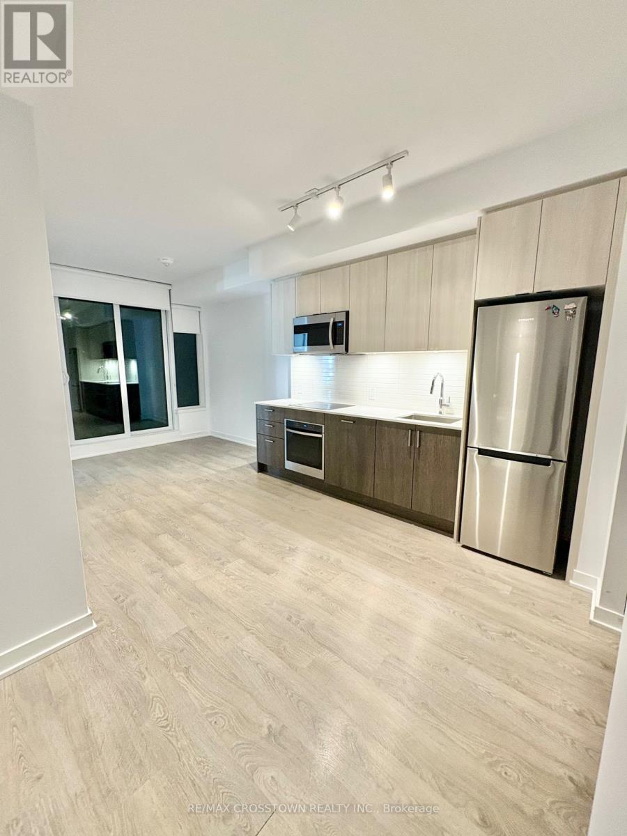 1207 - 1926 Lake Shore Drive W, Toronto, Ontario  M6S 1A1 - Photo 5 - W12597516