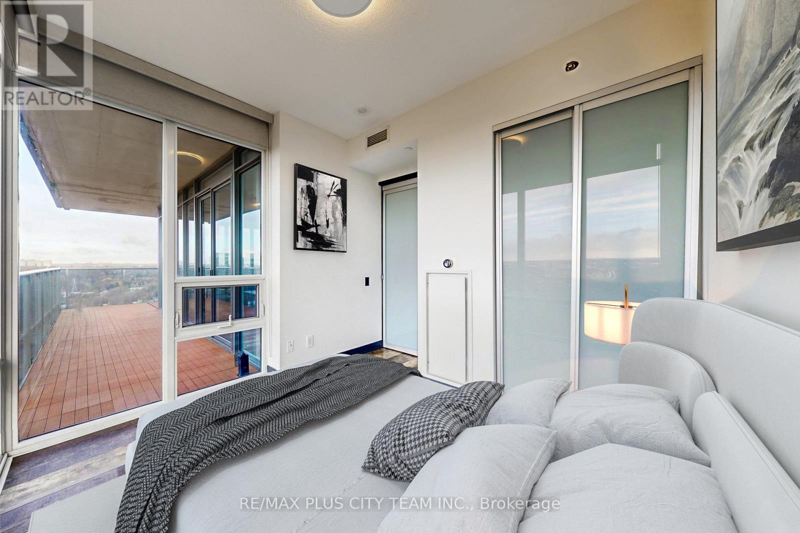 2316 - 88 Park Lawn Road, Toronto, Ontario  M8Y 0B5 - Photo 8 - W12597520