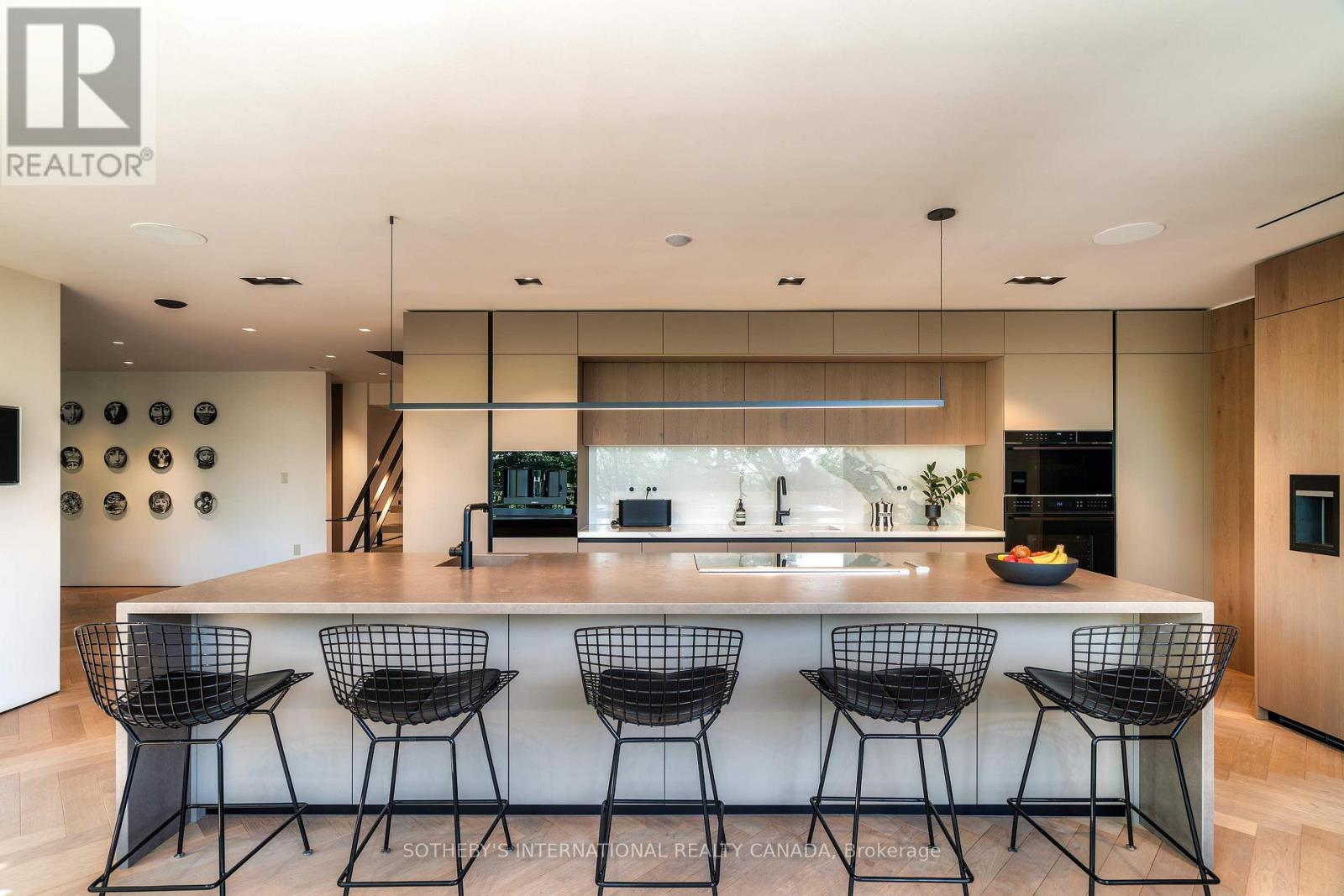 57 Baby Point Crescent, Toronto, Ontario  M6S 2B7 - Photo 12 - W12597576