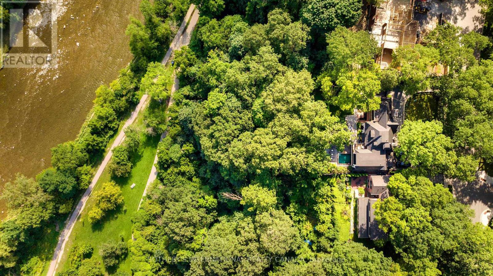 57 Baby Point Crescent, Toronto, Ontario  M6S 2B7 - Photo 38 - W12597576