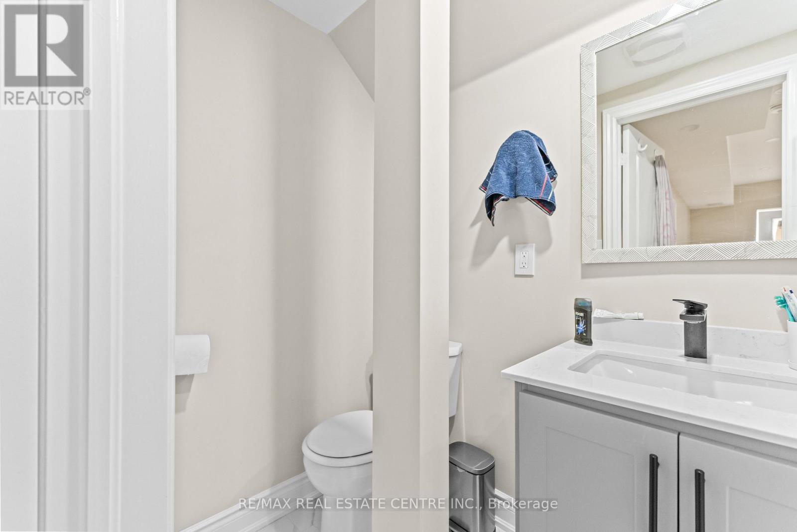 8 Vincena Road, Caledon, Ontario  L7C 4M5 - Photo 32 - W12597578