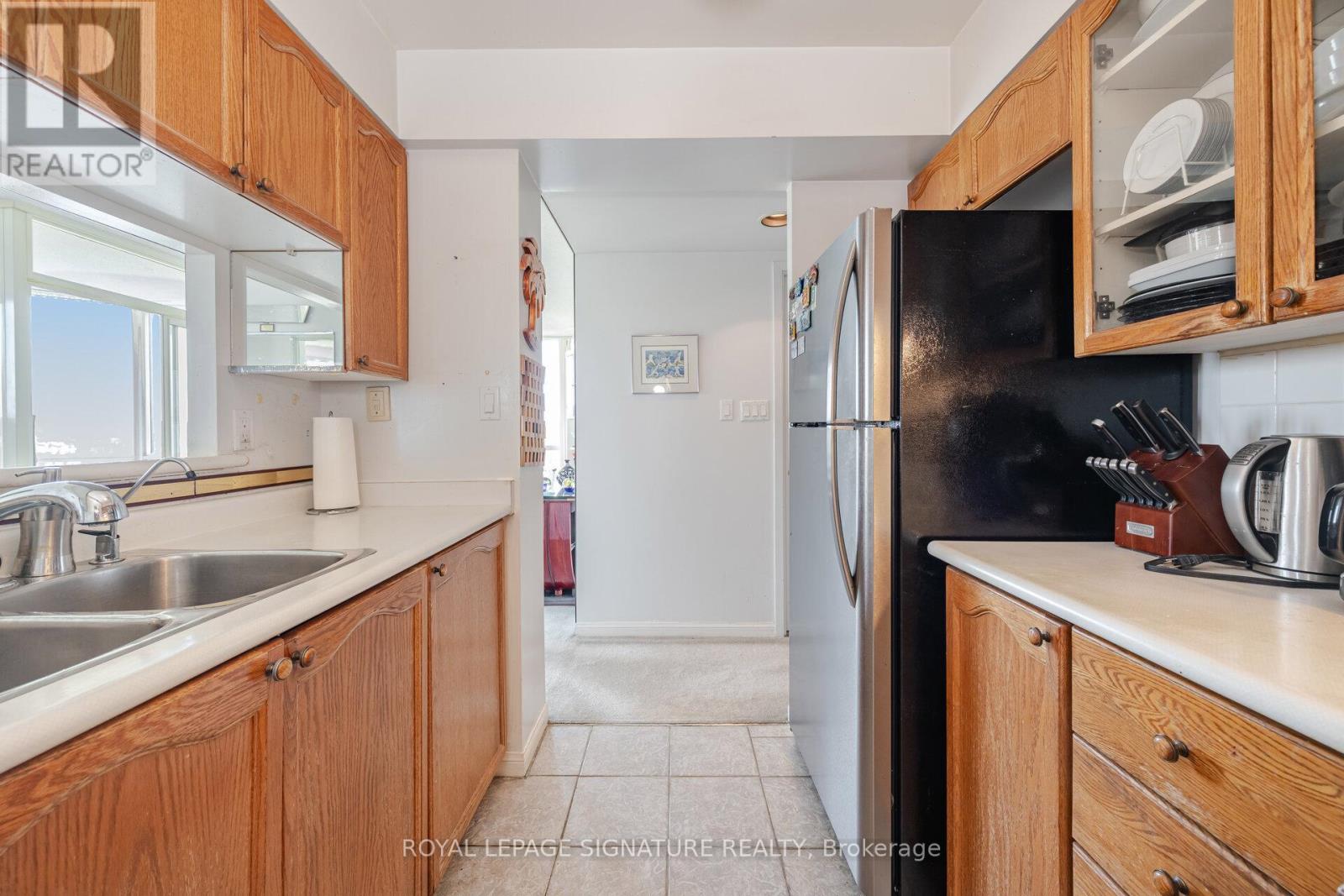 804 - 3 Hickory Tree Road, Toronto, Ontario  M9N 3W5 - Photo 11 - W12597580