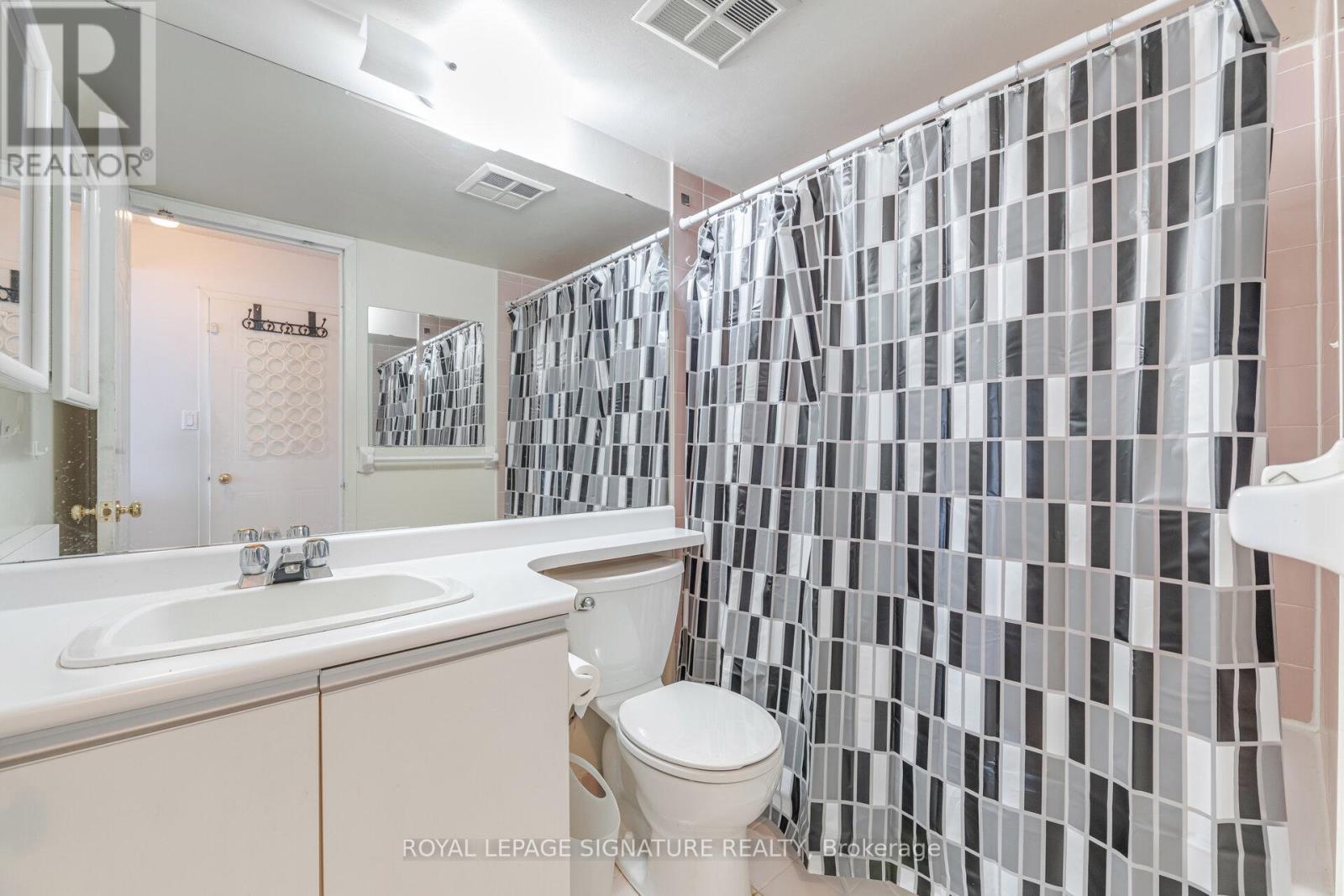 804 - 3 Hickory Tree Road, Toronto, Ontario  M9N 3W5 - Photo 24 - W12597580