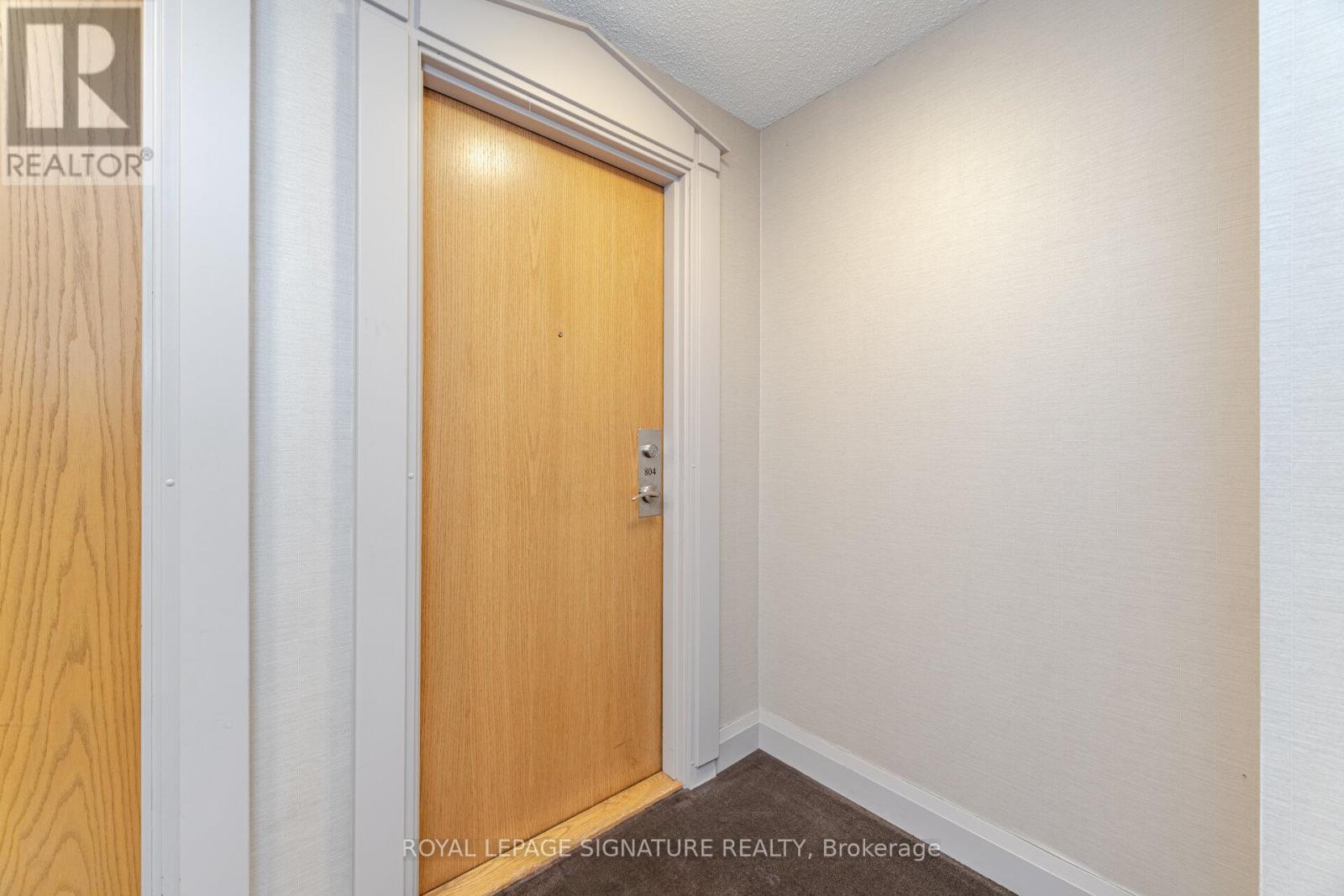 804 - 3 Hickory Tree Road, Toronto, Ontario  M9N 3W5 - Photo 7 - W12597580