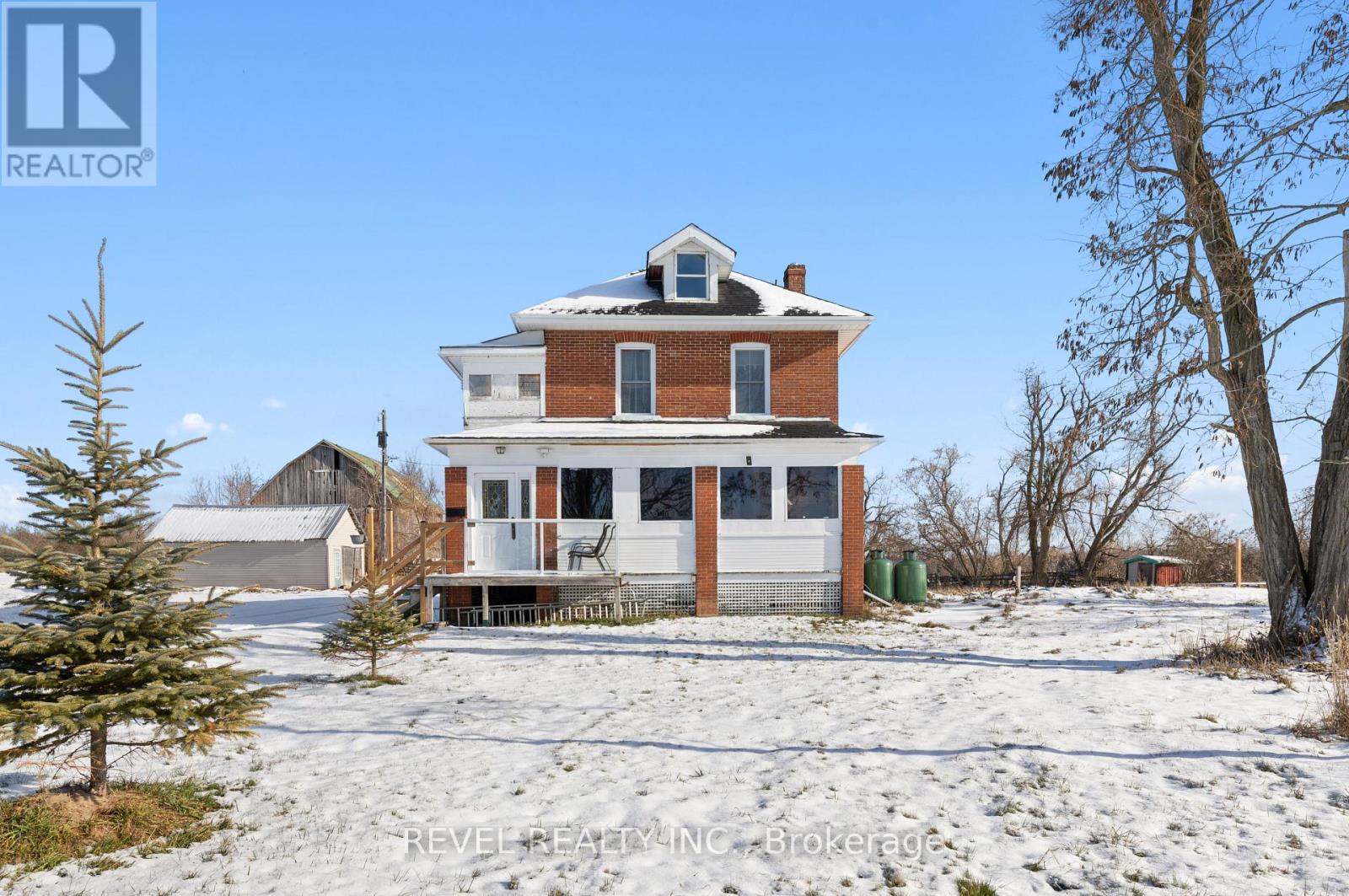 1804 Sturgeon Road, Kawartha Lakes, Ontario  K0M 1L0 - Photo 2 - X12590292