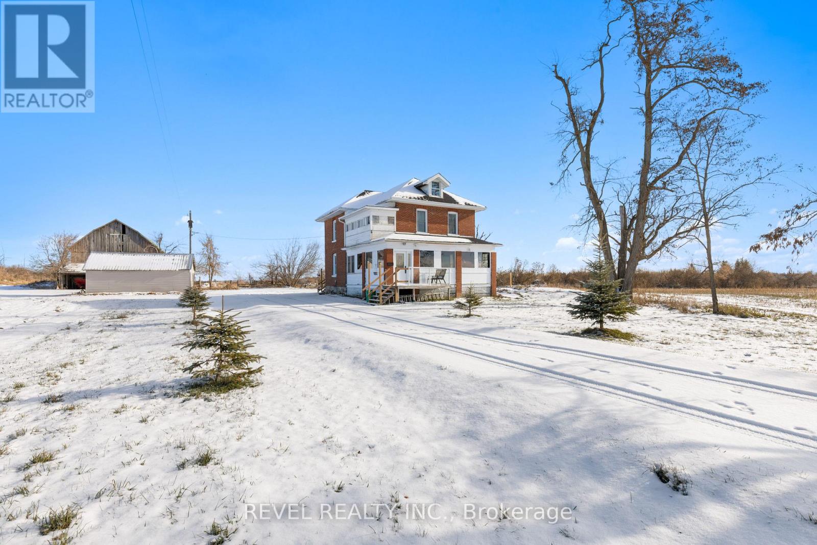 1804 Sturgeon Road, Kawartha Lakes, Ontario  K0M 1L0 - Photo 3 - X12590292
