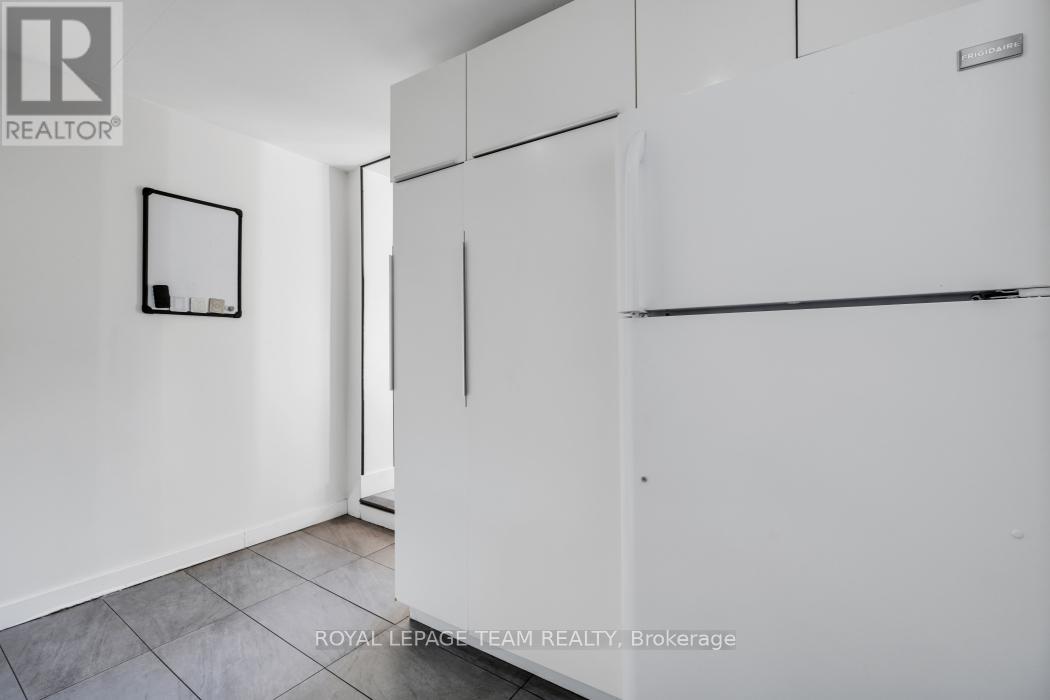 28 Holitman Drive, Ottawa, Ontario  K2J 2A9 - Photo 20 - X12492060