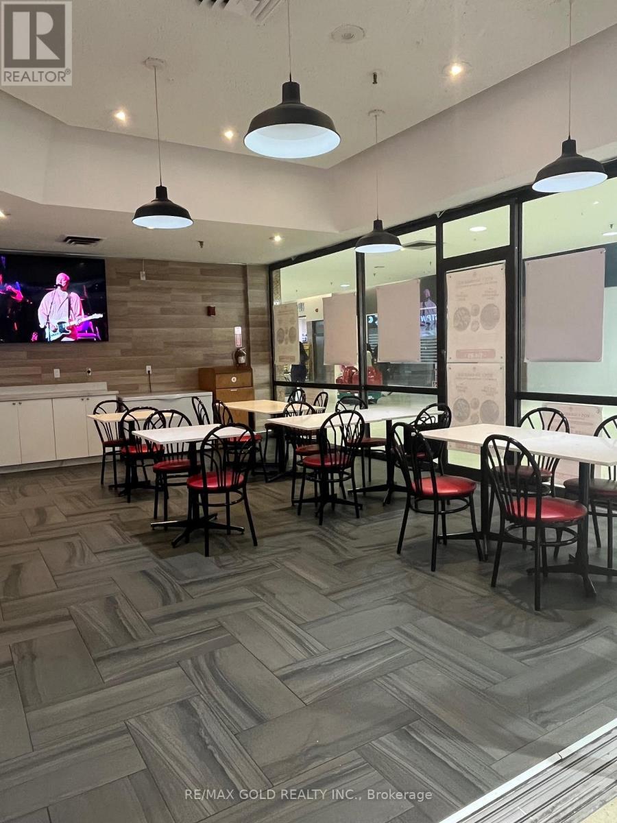 19 - 1151 Dundas Street W, Mississauga, Ontario  L5C 1C6 - Photo 5 - W12455594