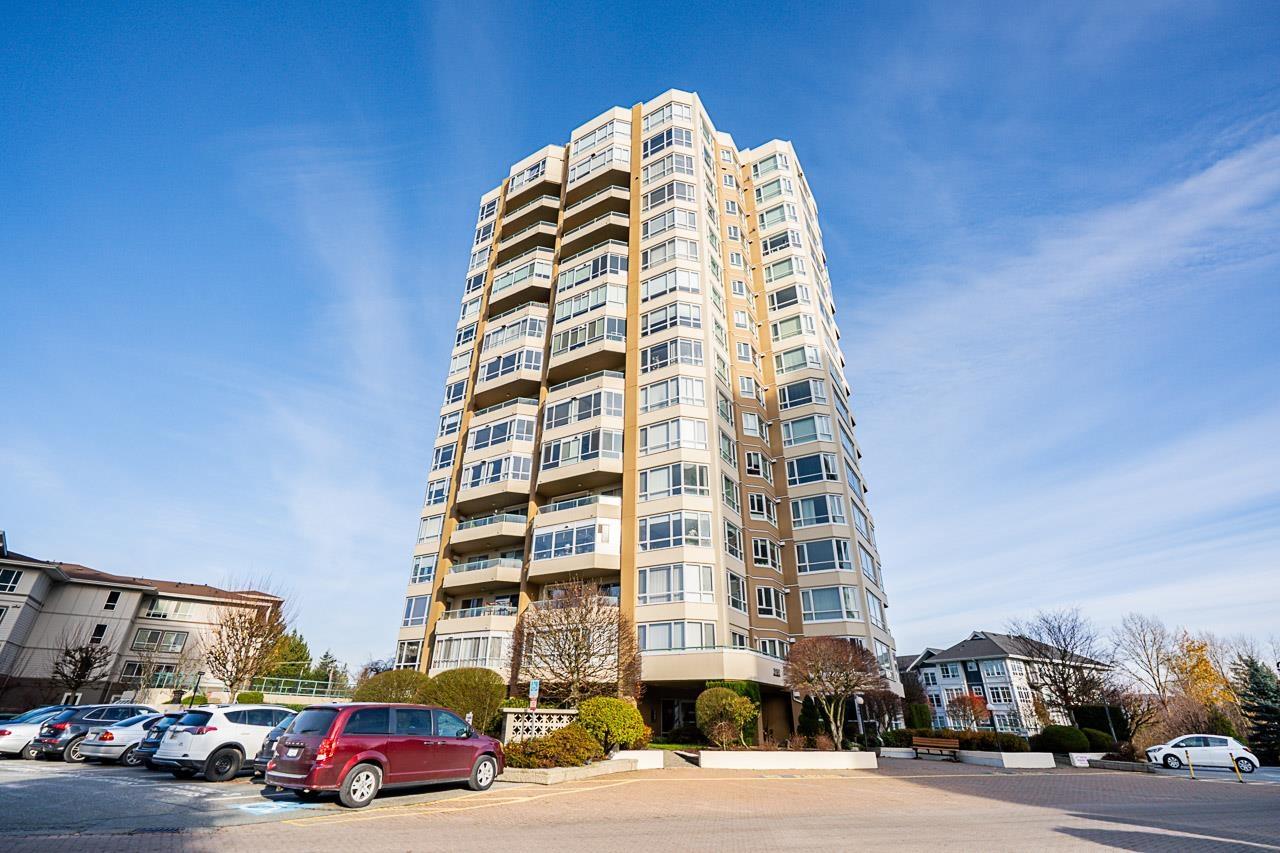 402 3190 Gladwin Road, Abbotsford, British Columbia  V2T 5T2 - Photo 2 - R3071795