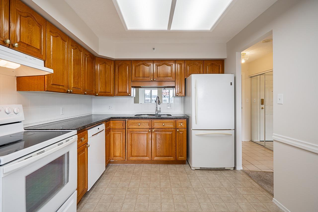 402 3190 Gladwin Road, Abbotsford, British Columbia  V2T 5T2 - Photo 6 - R3071795