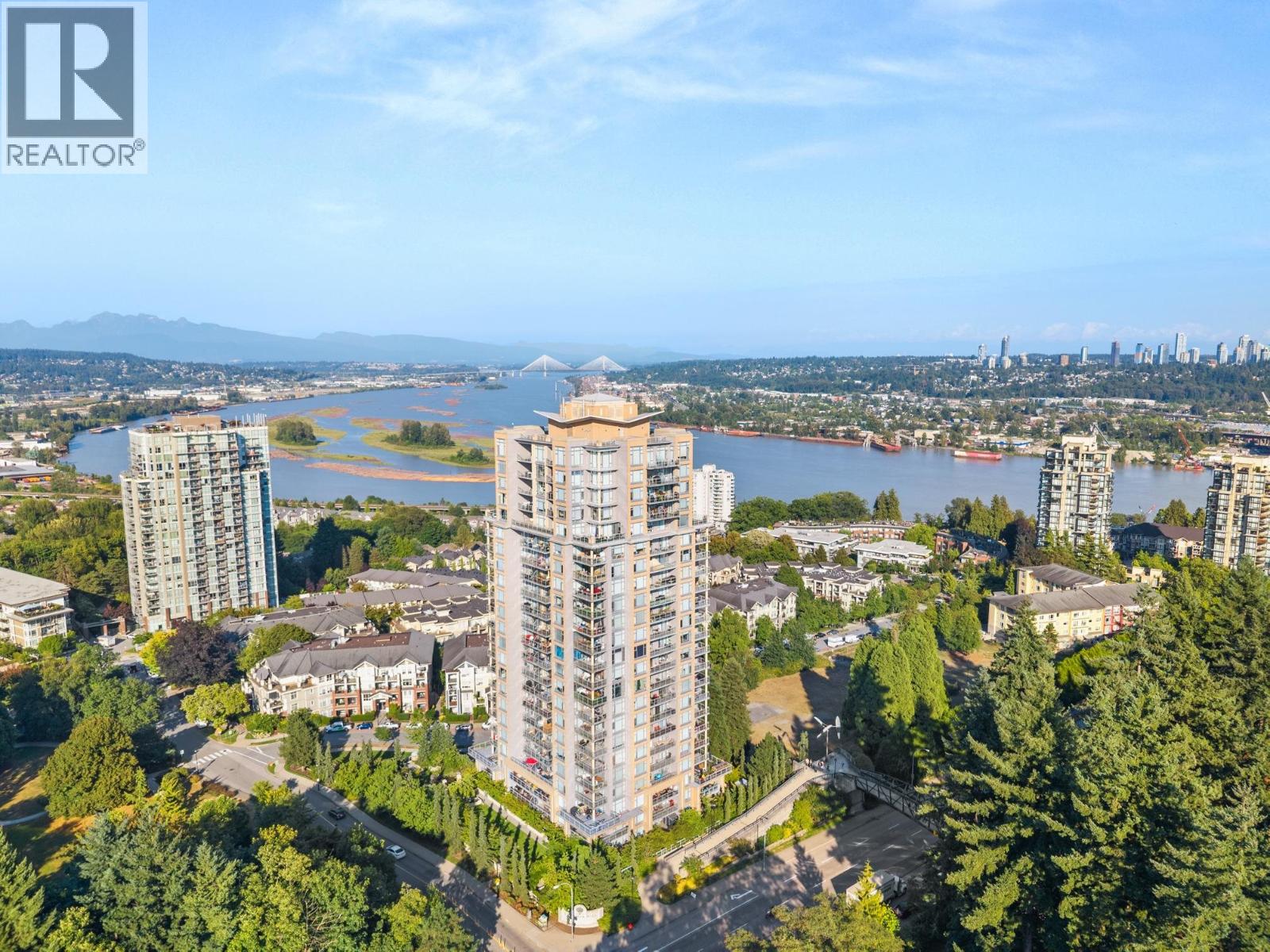 2103 280 Ross Drive, New Westminster, British Columbia  V3L 0C2 - Photo 1 - R3063188