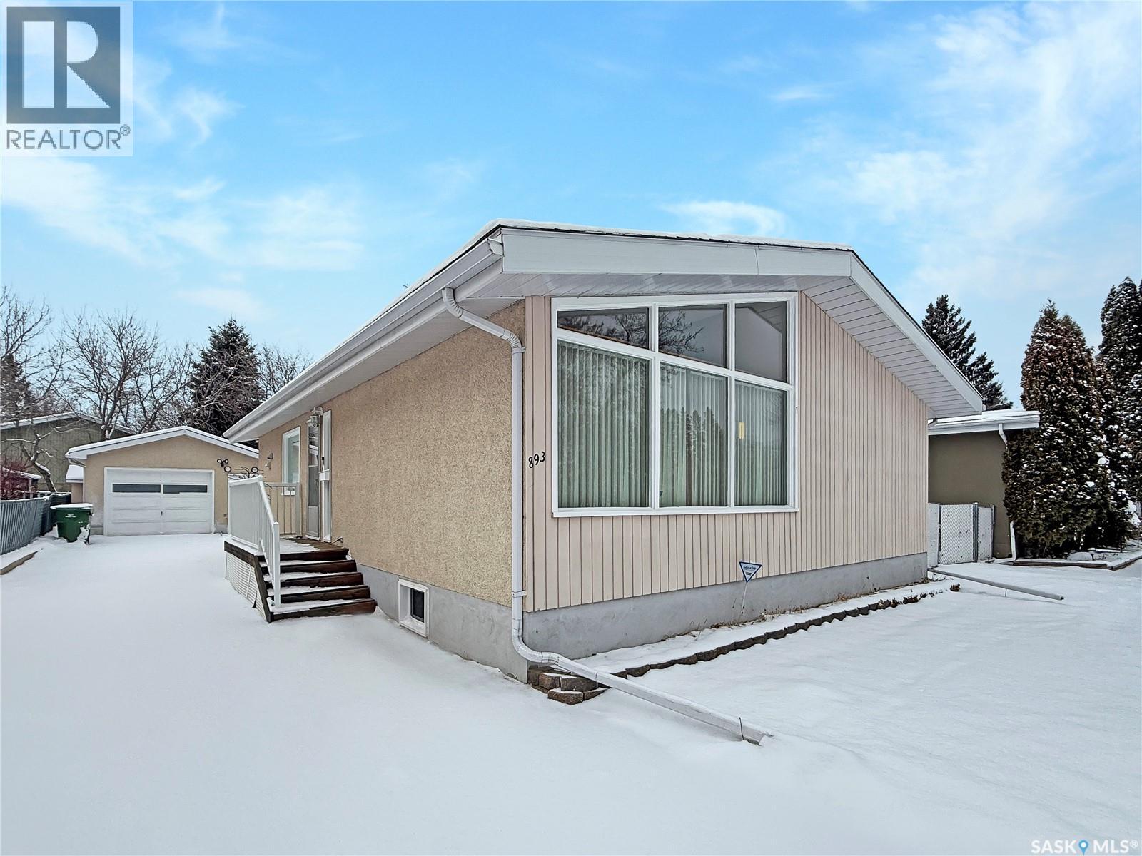 893 22nd Street E, Prince Albert, Saskatchewan  S6V 1N9 - Photo 32 - SK025058