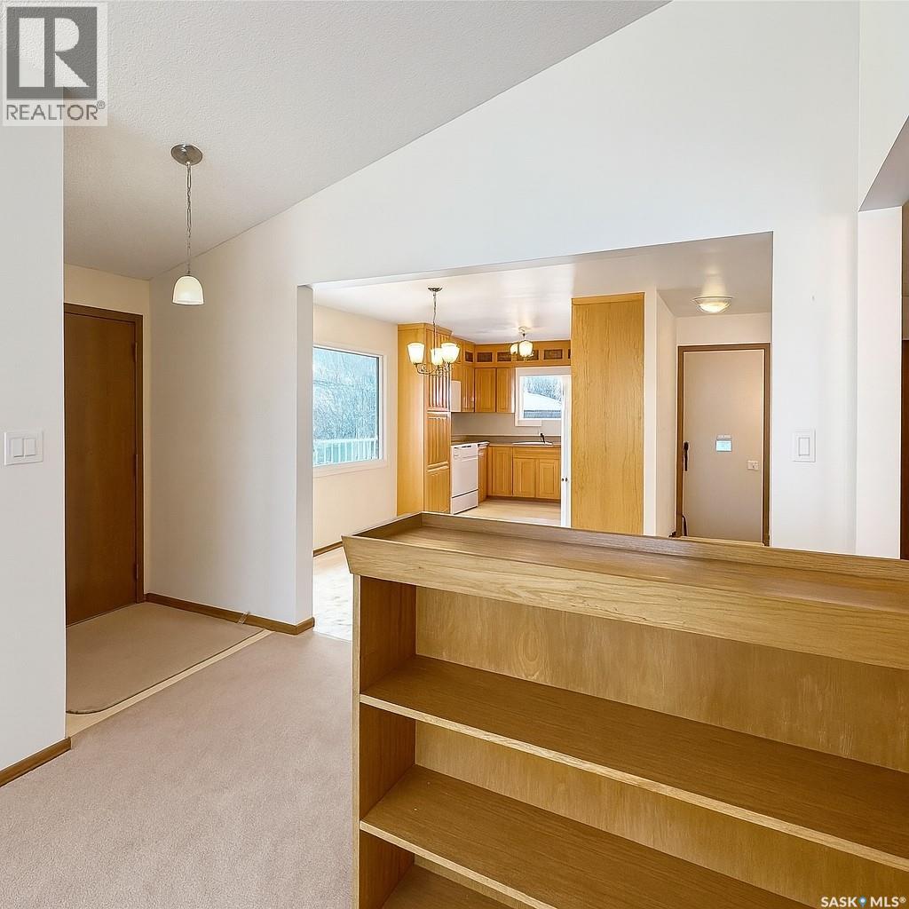 893 22nd Street E, Prince Albert, Saskatchewan  S6V 1N9 - Photo 12 - SK025058