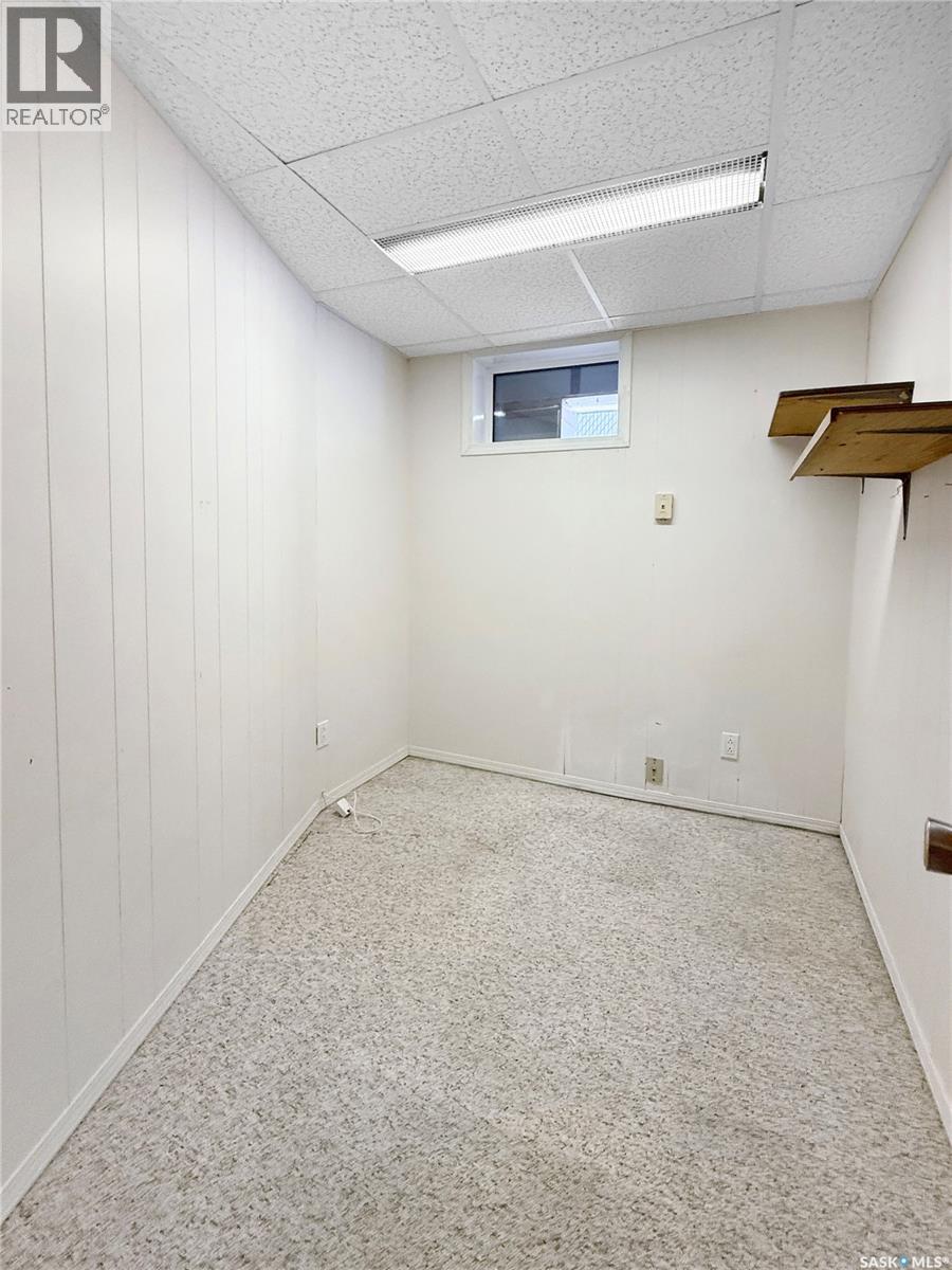 893 22nd Street E, Prince Albert, Saskatchewan  S6V 1N9 - Photo 25 - SK025058
