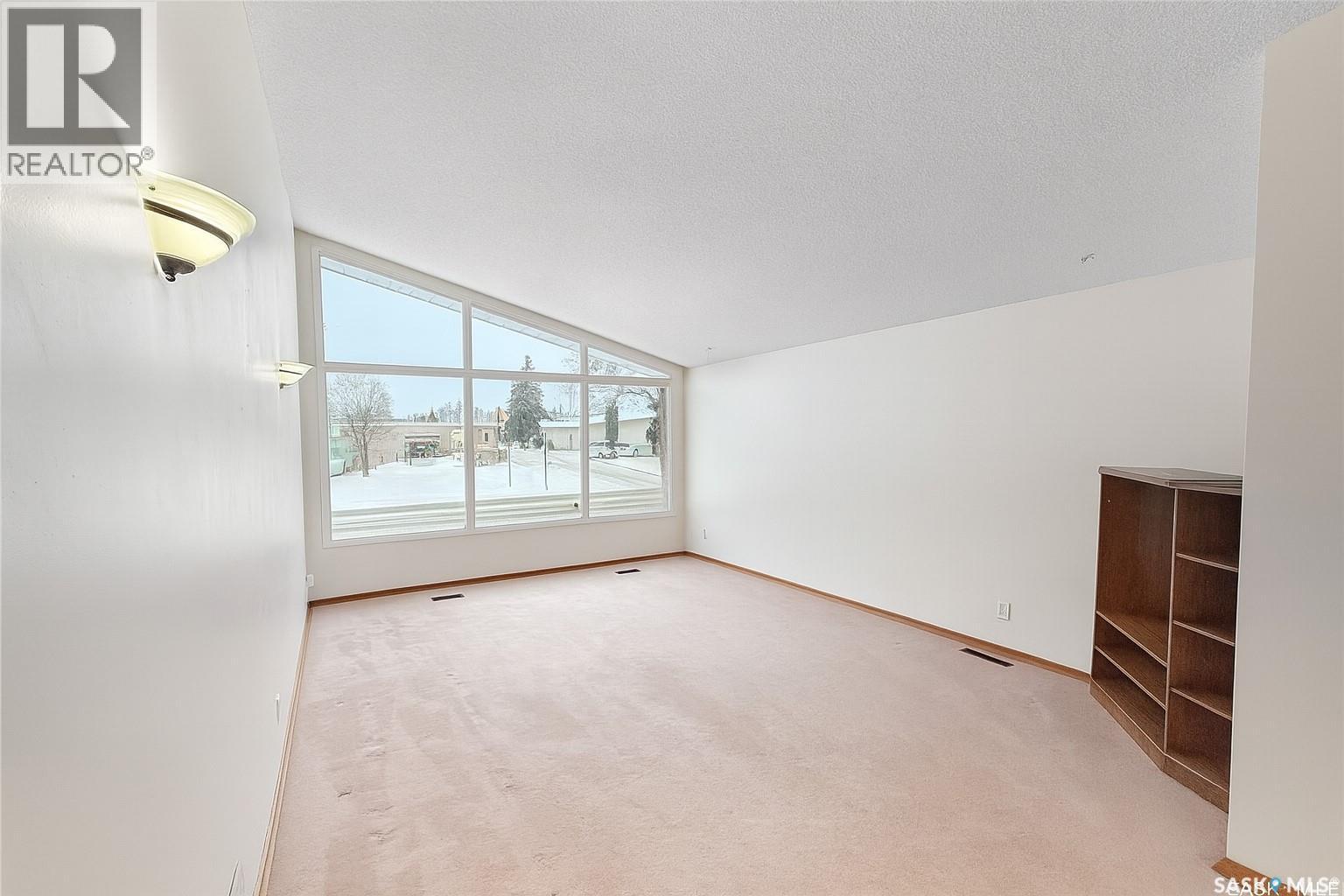 893 22nd Street E, Prince Albert, Saskatchewan  S6V 1N9 - Photo 10 - SK025058