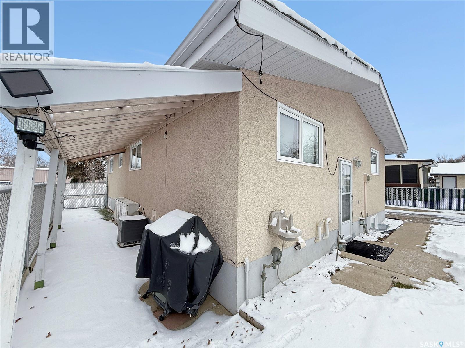 893 22nd Street E, Prince Albert, Saskatchewan  S6V 1N9 - Photo 40 - SK025058