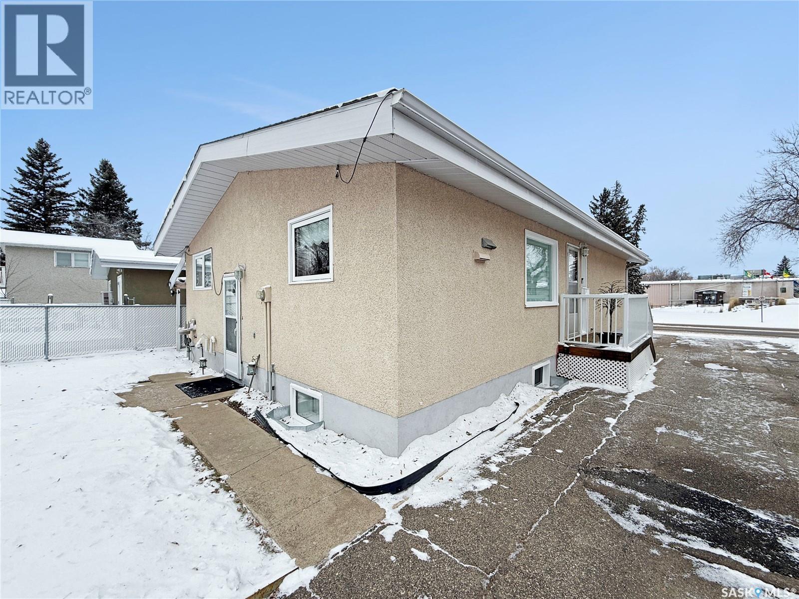 893 22nd Street E, Prince Albert, Saskatchewan  S6V 1N9 - Photo 38 - SK025058