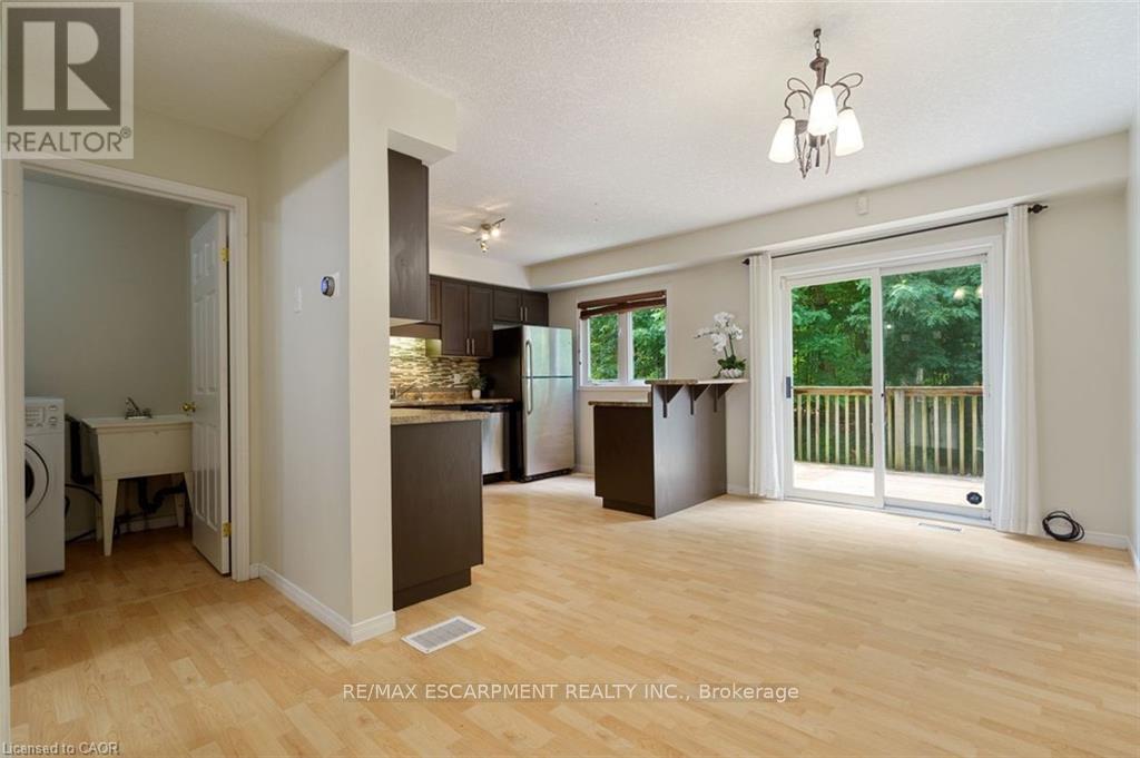 P87 - 175 David Bergey Drive, Kitchener, Ontario  N2E 4H8 - Photo 4 - X12571092