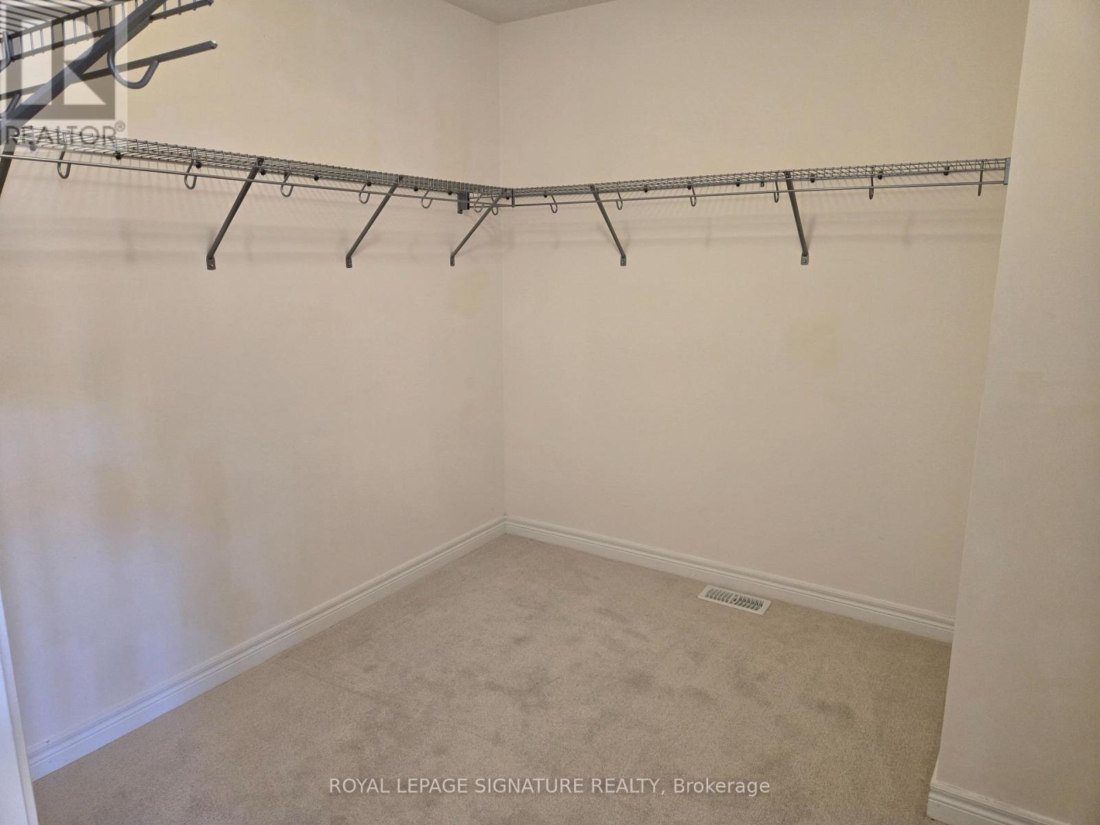 8 Beasley Grove, Hamilton, Ontario  L9K 0J7 - Photo 14 - X12597494