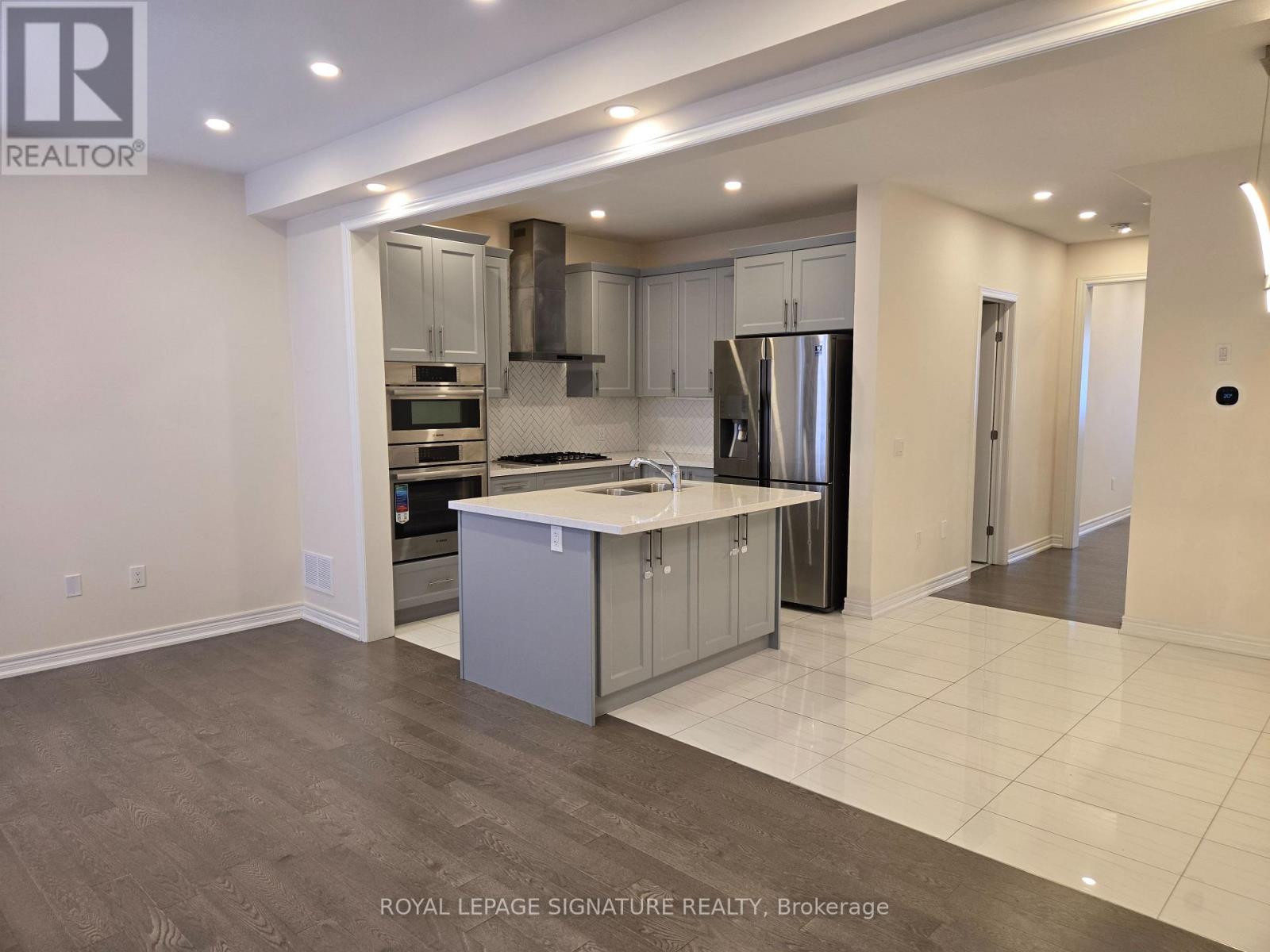 8 Beasley Grove, Hamilton, Ontario  L9K 0J7 - Photo 5 - X12597494