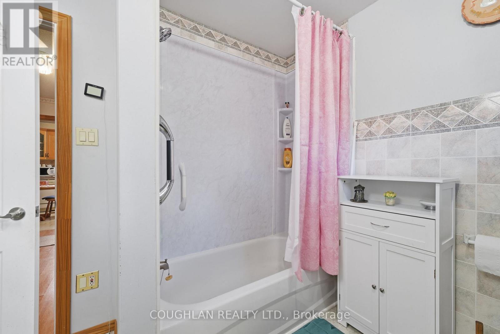 1055 Irondale Road, Minden Hills, Ontario  K0M 2A1 - Photo 24 - X12574500