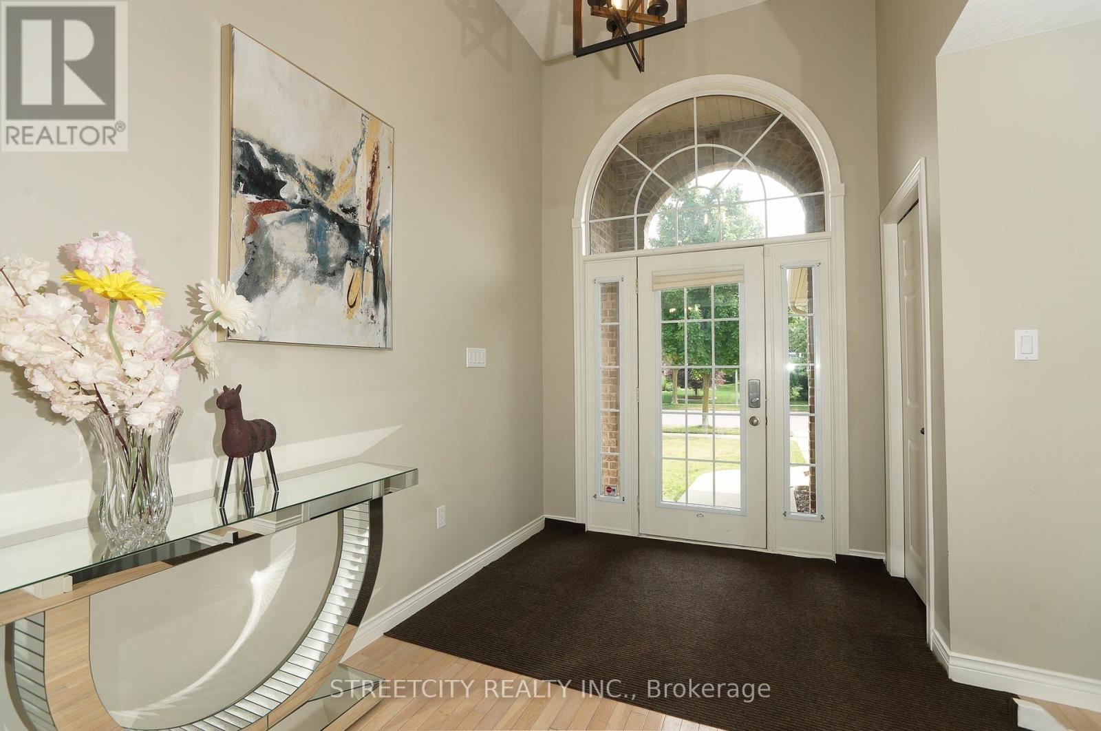 1861 Louise Boulevard, London North, Ontario  N6G 5G2 - Photo 3 - X12597636