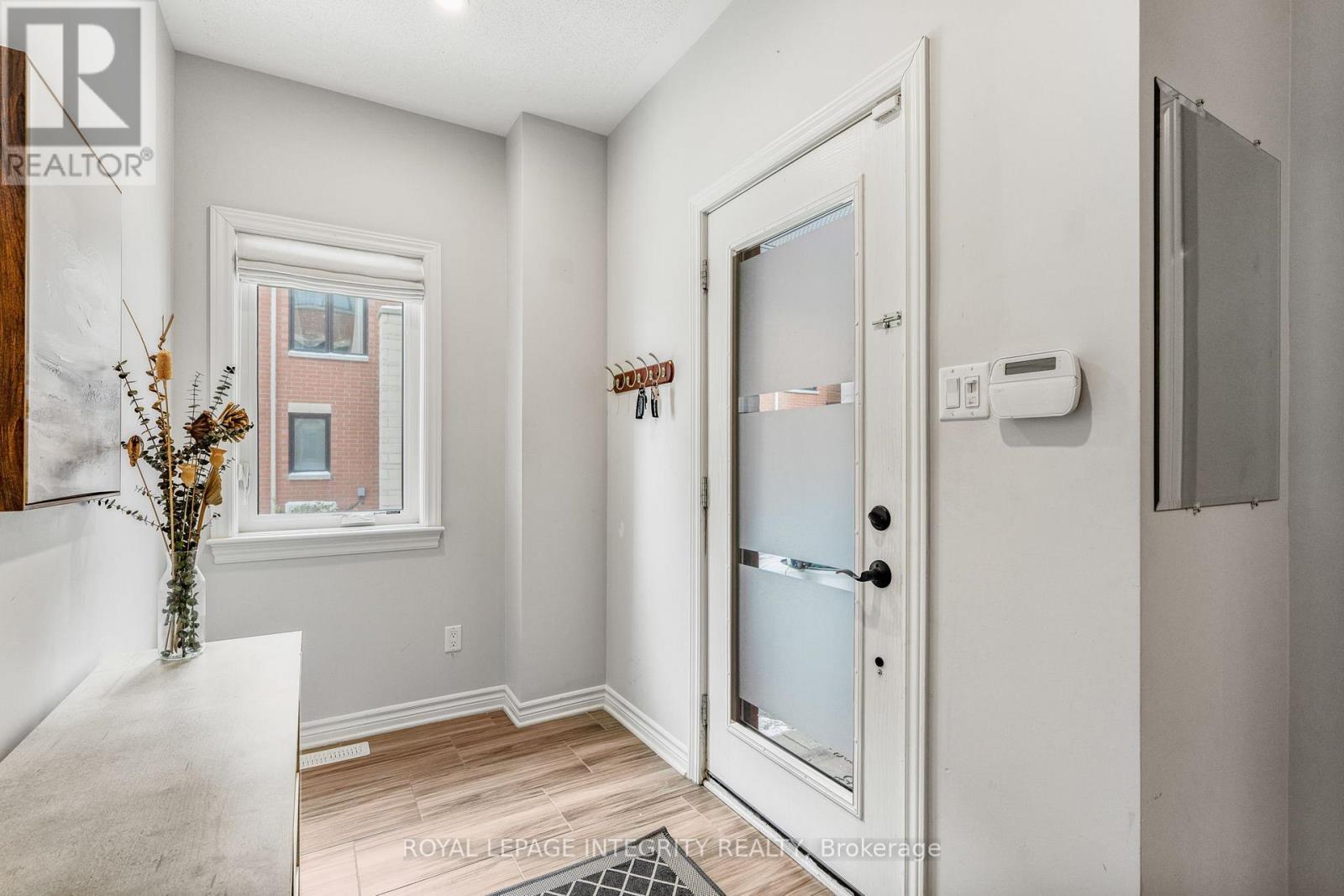 125 Chaperal Private, Ottawa, Ontario  K4A 0Y2 - Photo 4 - X12597586