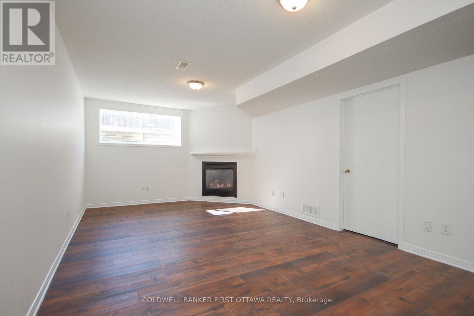 328 Statewood Drive, Ottawa, Ontario  K2K 0A9 - Photo 25 - X12597620