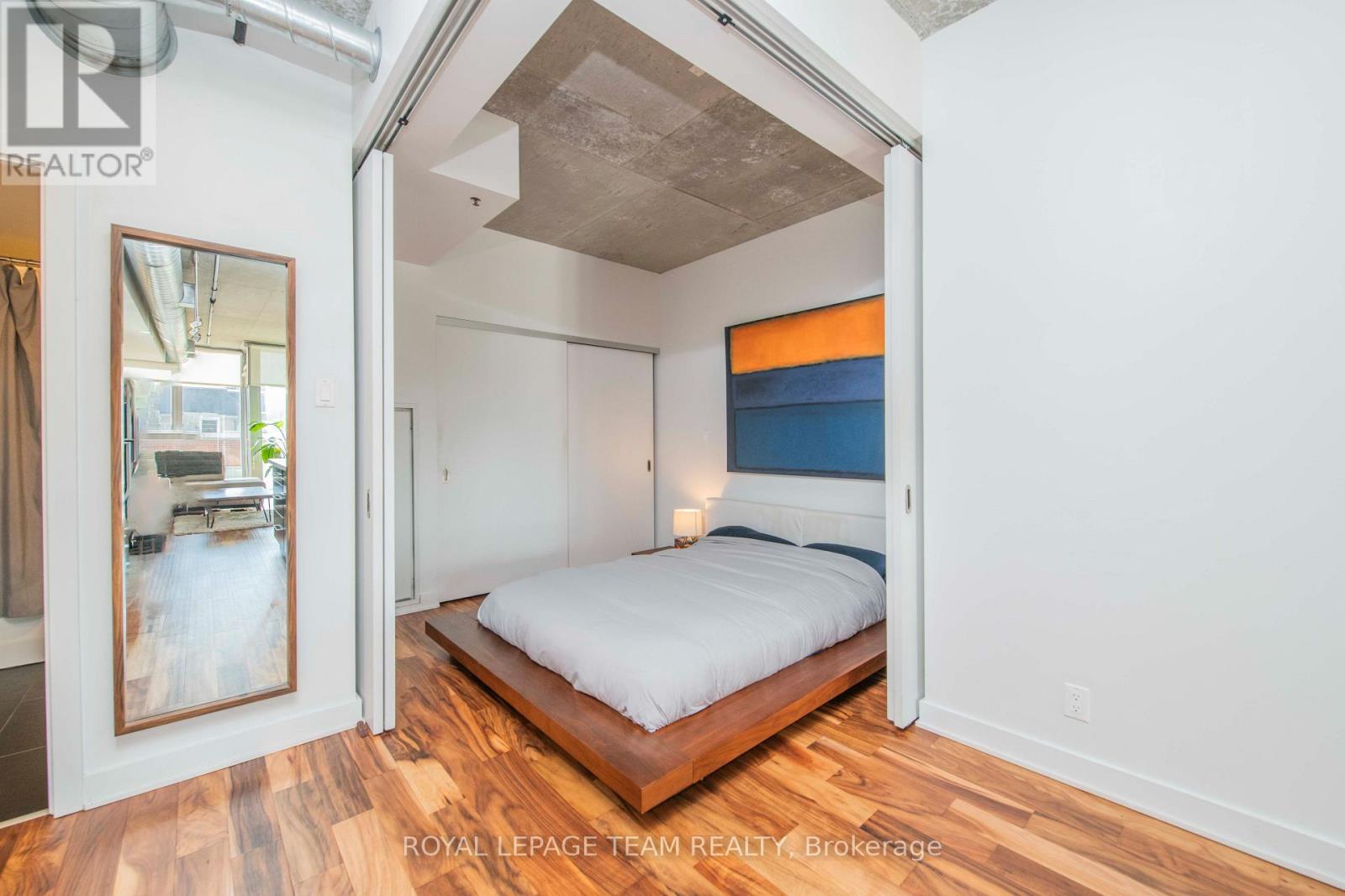 306 - 360 Mcleod Street, Ottawa, Ontario  K2P 1A9 - Photo 13 - X12597626