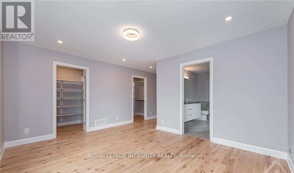 366 Fullerton Avenue, Ottawa, Ontario  K1K 1K1 - Photo 11 - X12597648