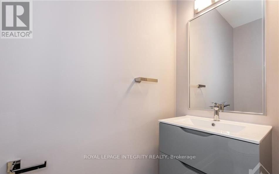 366 Fullerton Avenue, Ottawa, Ontario  K1K 1K1 - Photo 29 - X12597648