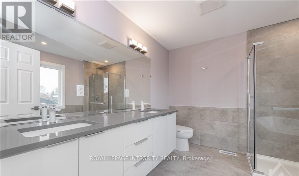 366 Fullerton Avenue, Ottawa, Ontario  K1K 1K1 - Photo 6 - X12597648