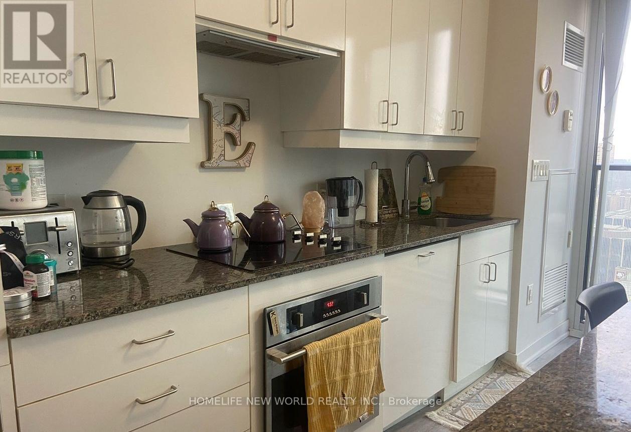 3909 - 426 University Avenue, Toronto, Ontario  M5G 1S9 - Photo 12 - C12415786