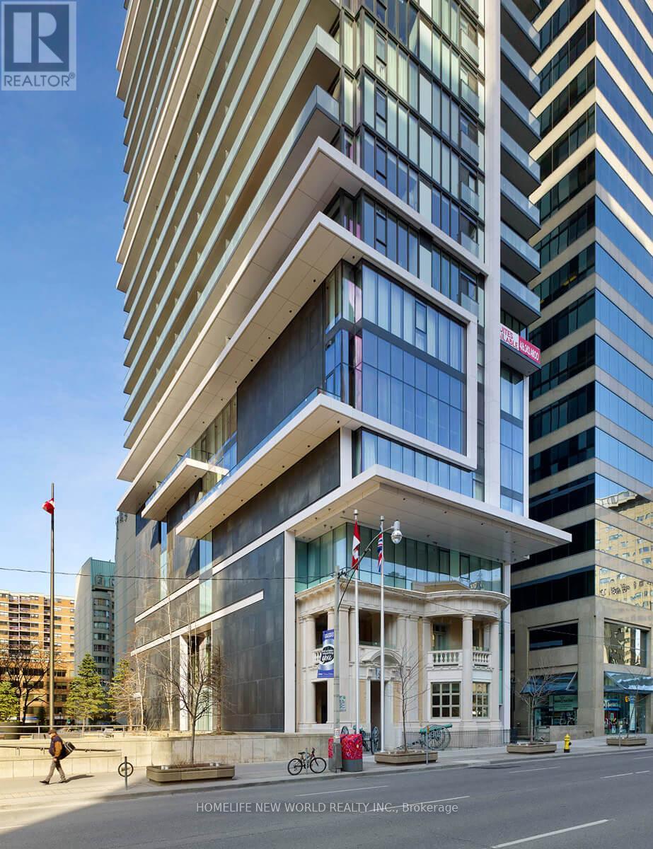 3909 - 426 University Avenue, Toronto, Ontario  M5G 1S9 - Photo 2 - C12415786