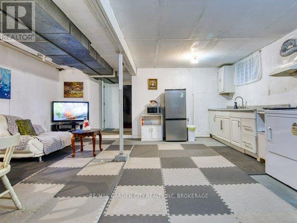 3664 Arlington Avenue, Niagara Falls, Ontario  L2J 2X2 - Photo 16 - X12597600