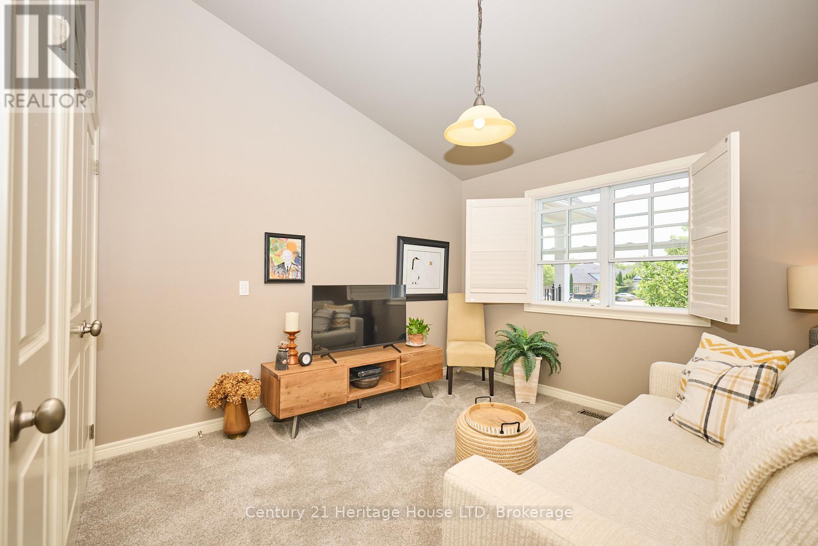 14 Tulip Tree Common, St. Catharines, Ontario  L2S 4C8 - Photo 16 - X12597772