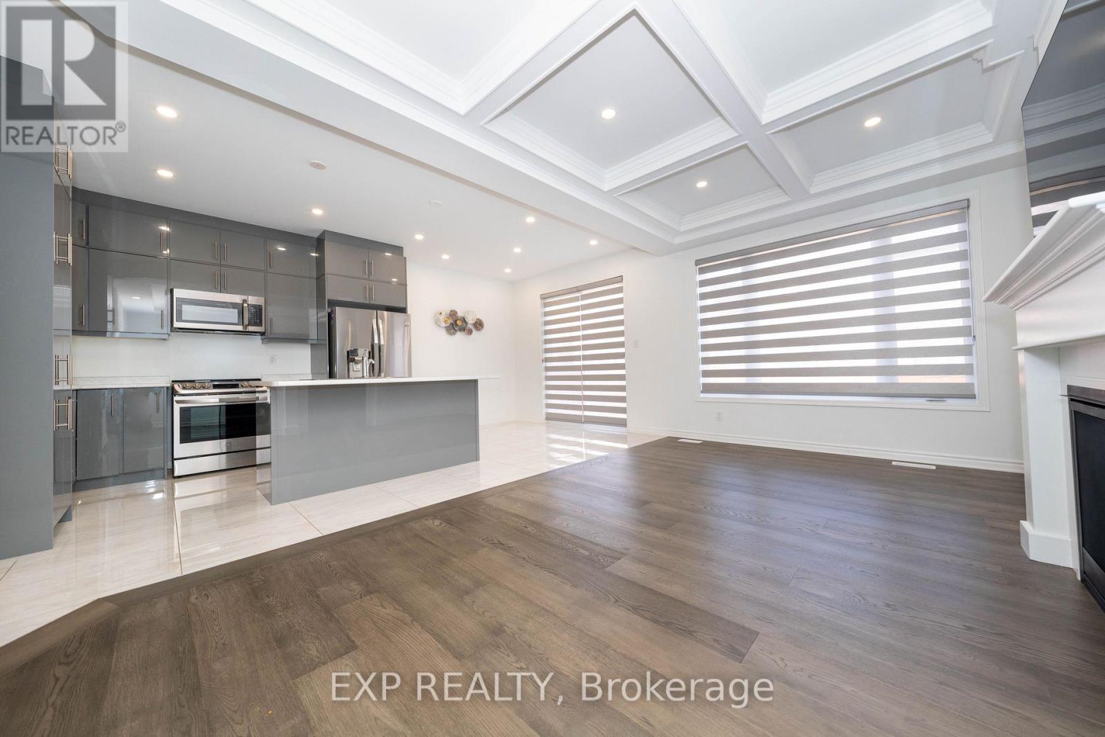 558 Kennedy Circle W, Milton, Ontario  L9E 1P9 - Photo 8 - W12596266