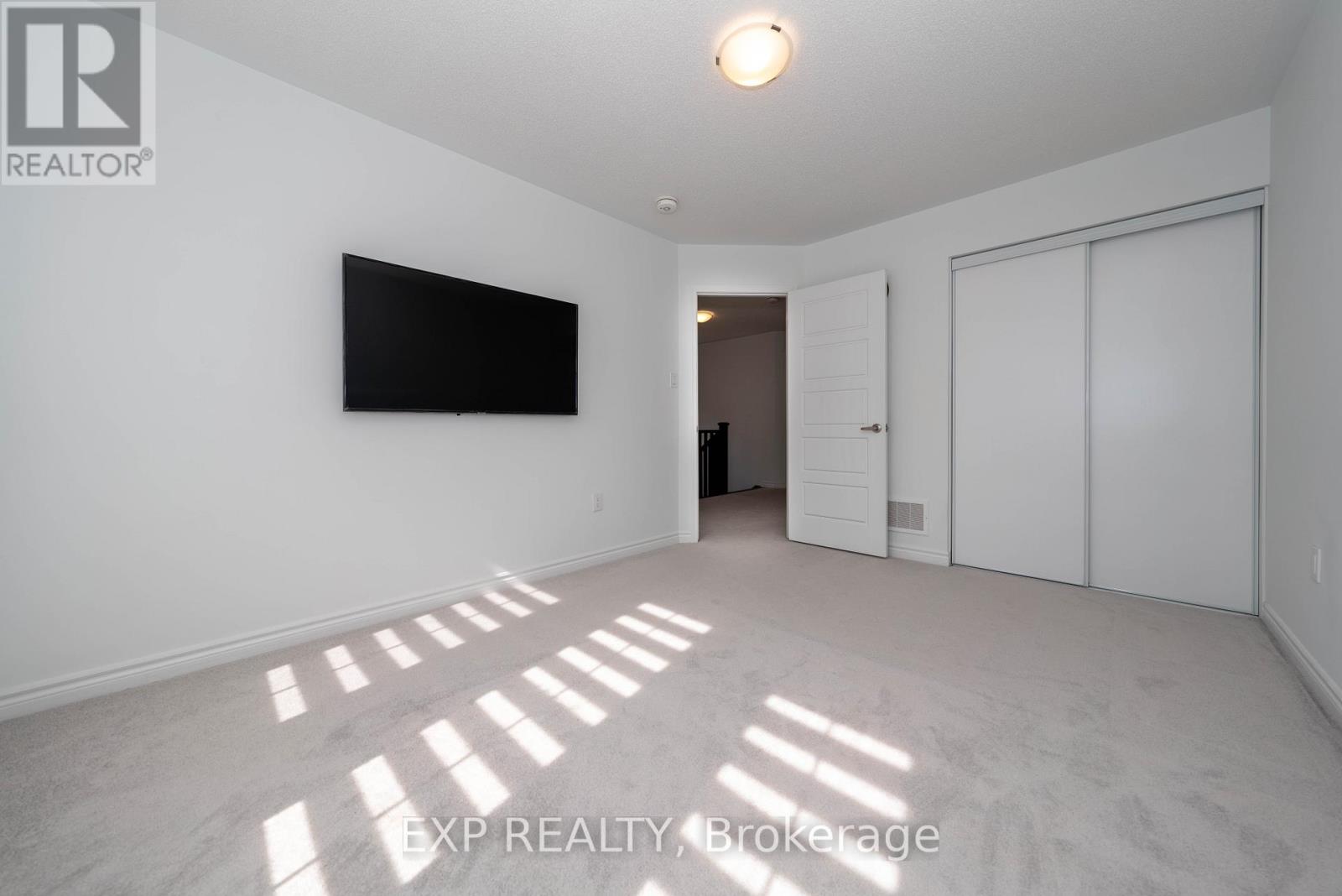 558 Kennedy Circle W, Milton, Ontario  L9E 1P9 - Photo 18 - W12596266