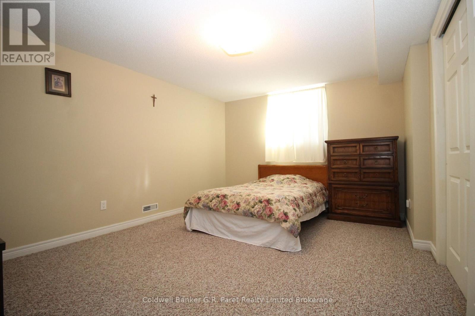 105 Duchess Avenue, Lucan Biddulph, Ontario N0M 2J0 - Photo 13 - X12597624