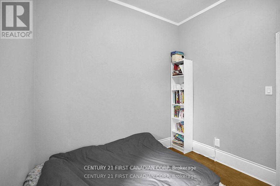 393 Central Avenue, London East, Ontario N6B 2E3 - Photo 23 - X12597276