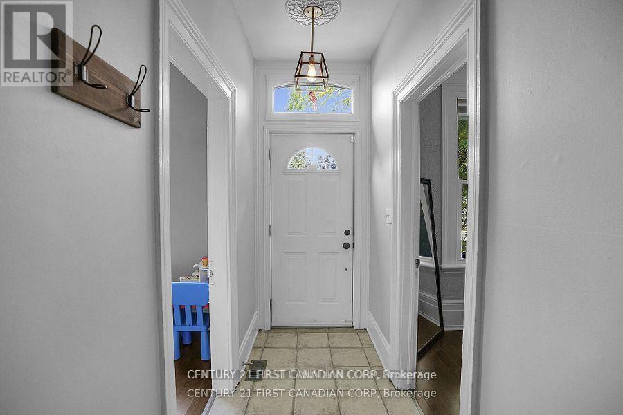 393 Central Avenue, London East, Ontario N6B 2E3 - Photo 7 - X12597276