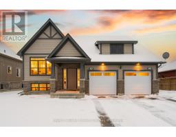 34 FINDLAY DRIVE, Collingwood, Ontario