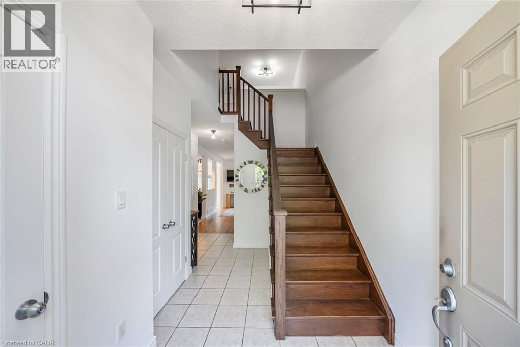 10 Liddycoat Lane Unit# 4, Hamilton, Ontario  L9G 0A7 - Photo 5 - 40792044