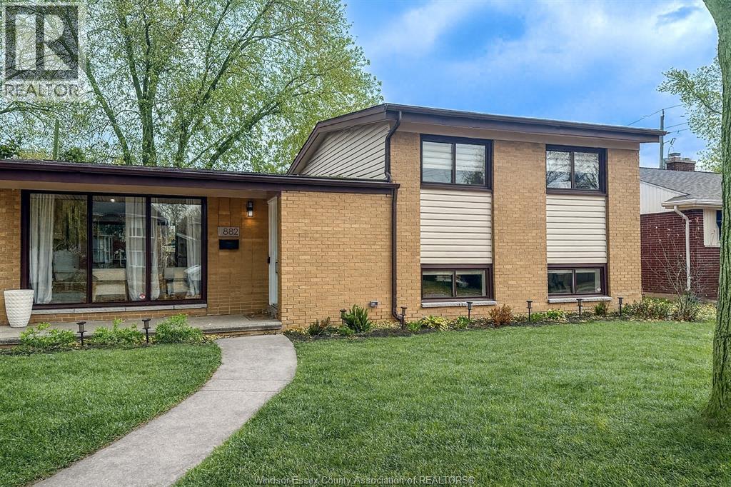 882 Westchester, Windsor, Ontario  N8S 3Y7 - Photo 1 - 25031076
