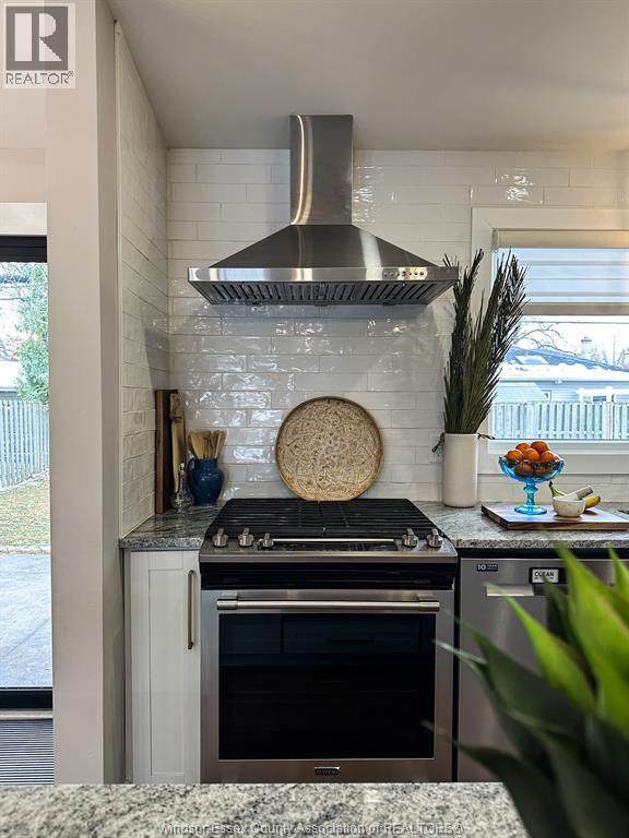 882 Westchester, Windsor, Ontario  N8S 3Y7 - Photo 22 - 25031076