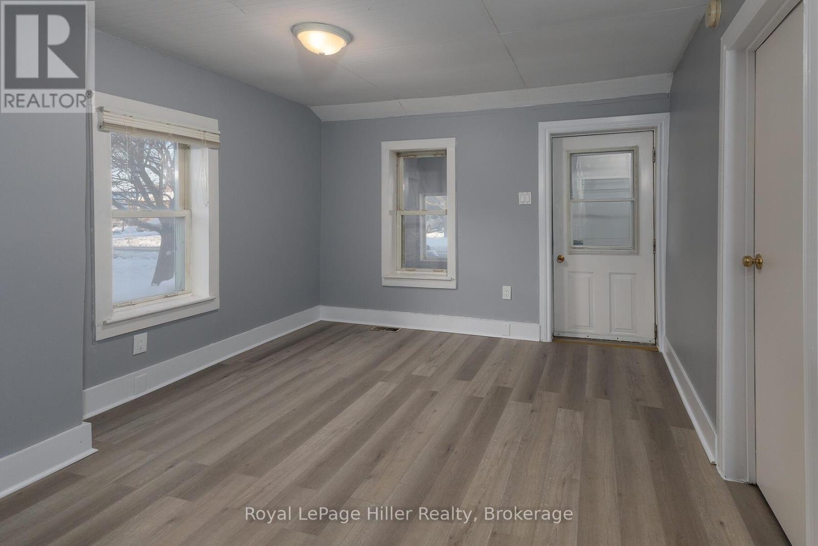 529 Albert Street, Stratford, Ontario  N5A 3L6 - Photo 7 - X12597634