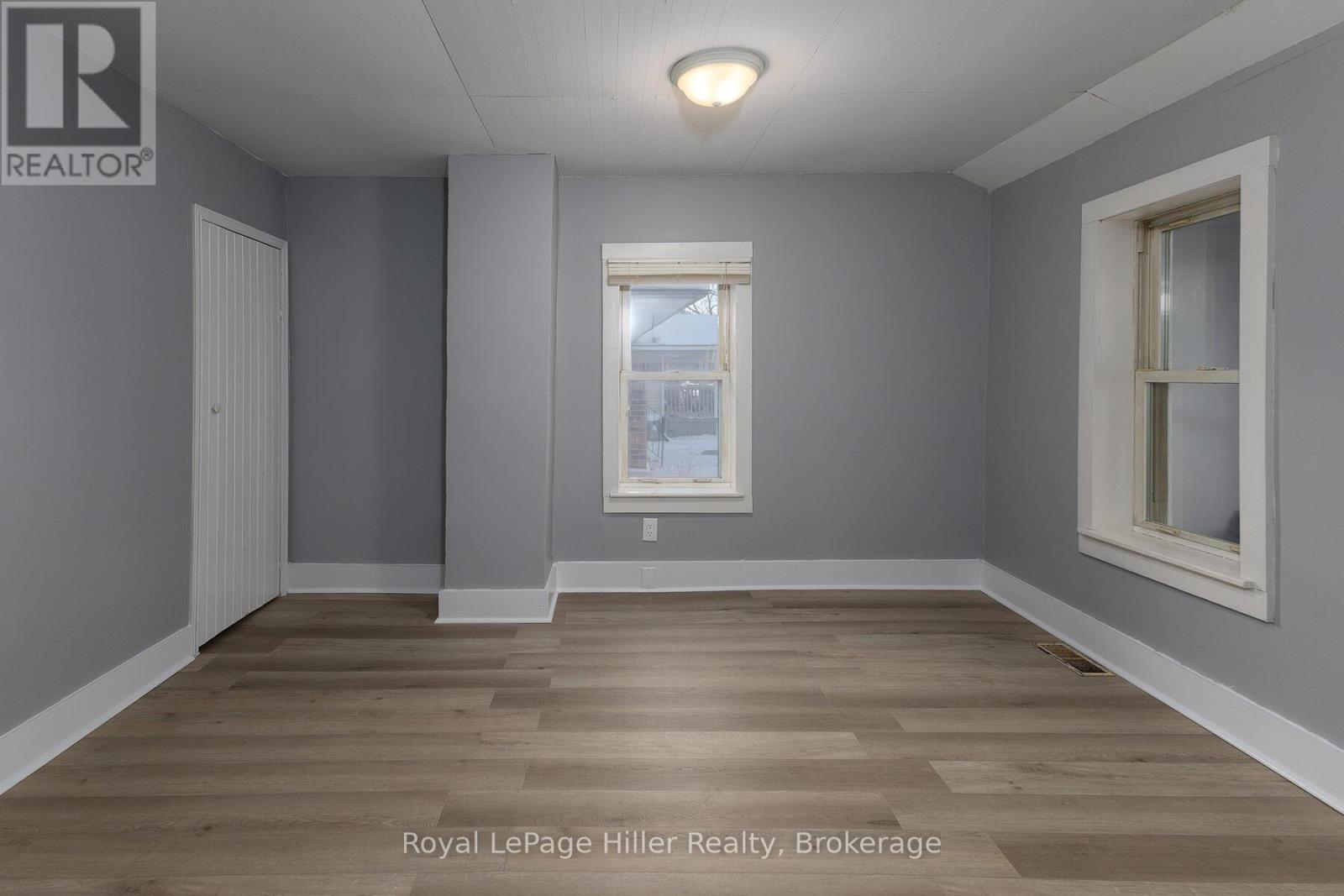 529 Albert Street, Stratford, Ontario  N5A 3L6 - Photo 9 - X12597634