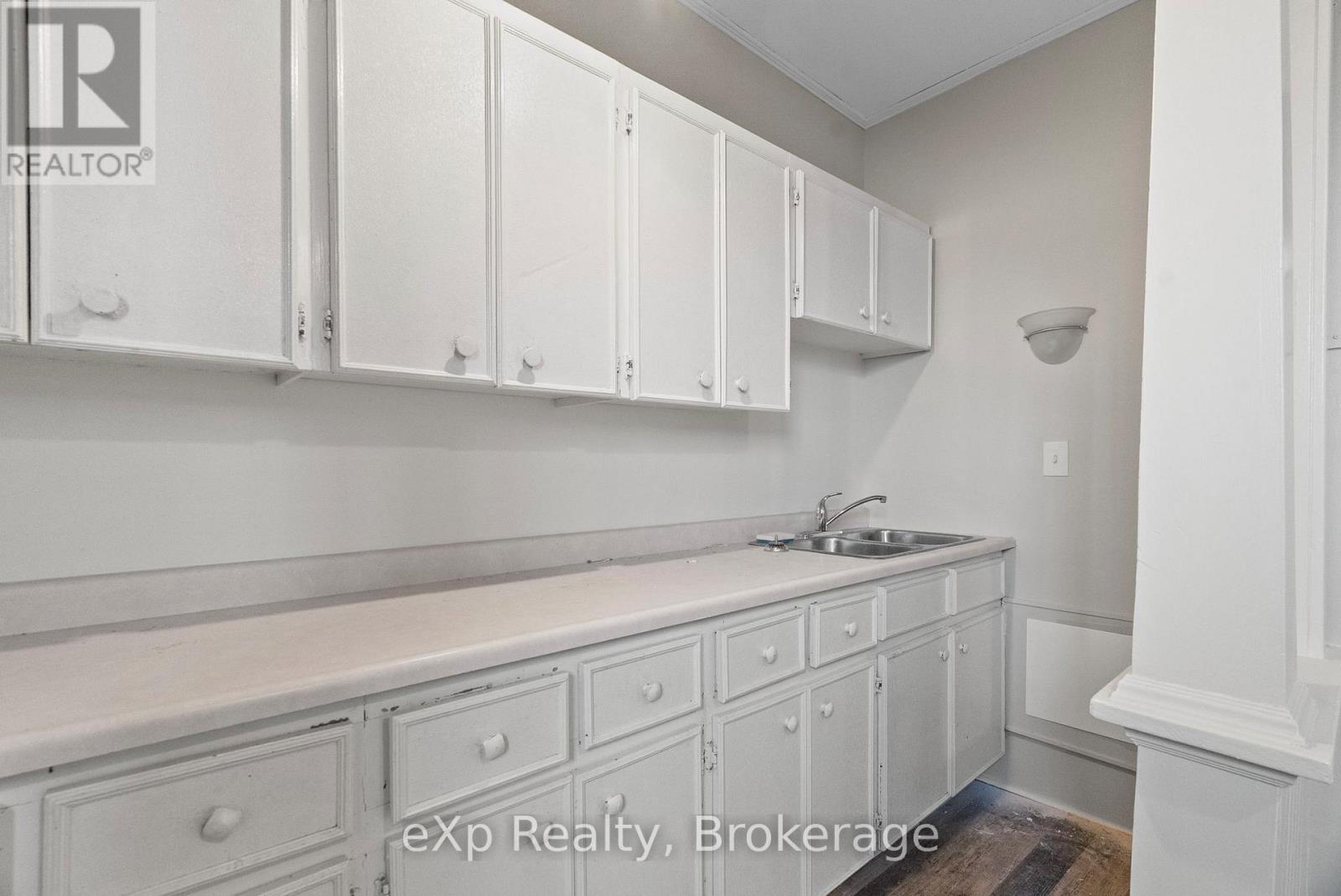 32 - 109 Downie Street, Stratford, Ontario N5A 1X2 - Photo 11 - X12597736