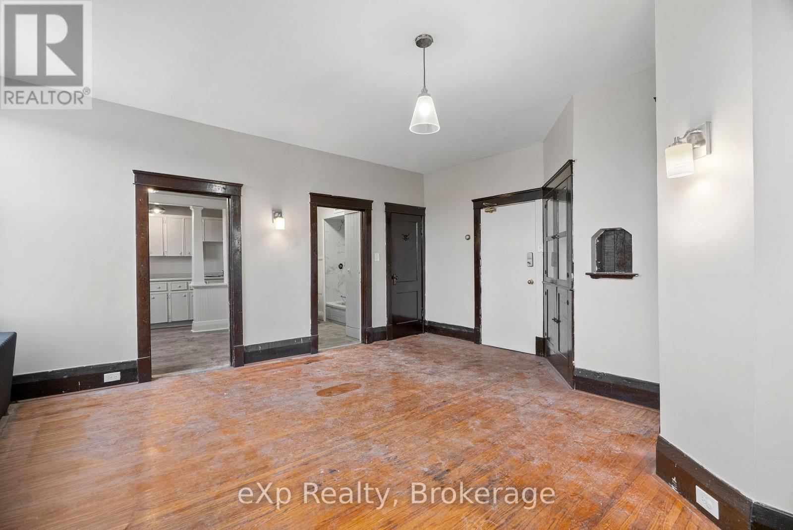 32 - 109 Downie Street, Stratford, Ontario N5A 1X2 - Photo 8 - X12597736